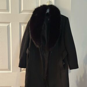 Zara Belted Coat With detachable color. Small